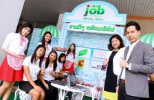 M2Fjob Café Caravan delivers quality jobs to  Chandrakasem Rajabhat University